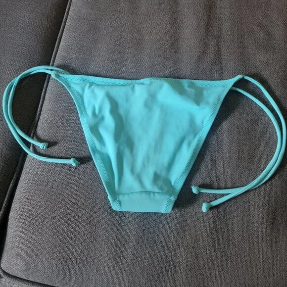 Victoria's Secret Classic String Bikini Set in Blue Lagoon - Size XS - Picture 4 of 7